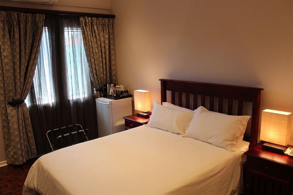 Nauntons Guest House & Wedding Venue 레이디스미스 외부 사진