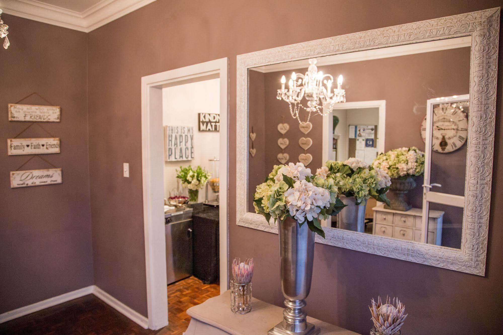 Nauntons Guest House & Wedding Venue 레이디스미스 외부 사진