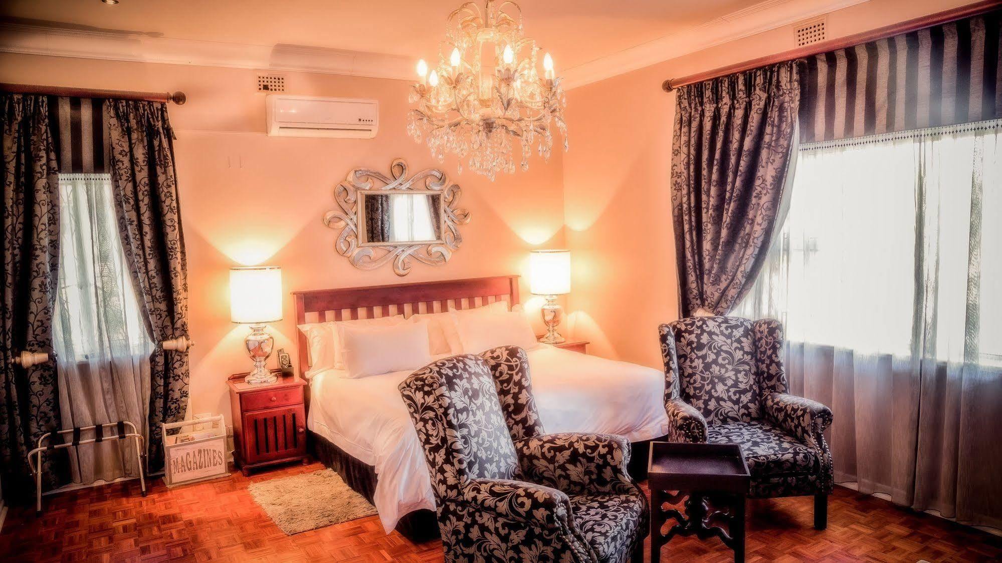 Nauntons Guest House & Wedding Venue 레이디스미스 외부 사진